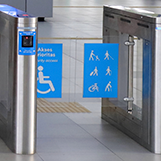 Passenger Gate Khusus Tunadaksa